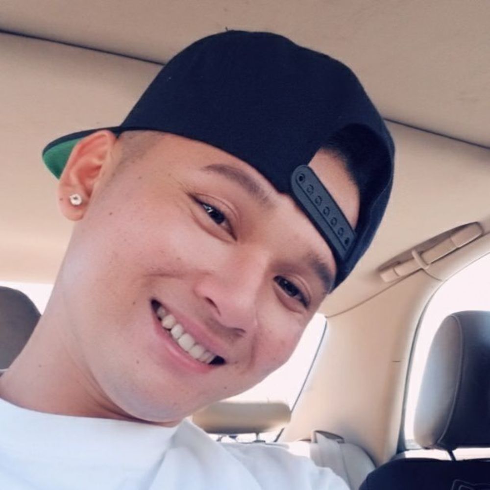 Meet your Posher, Hoang